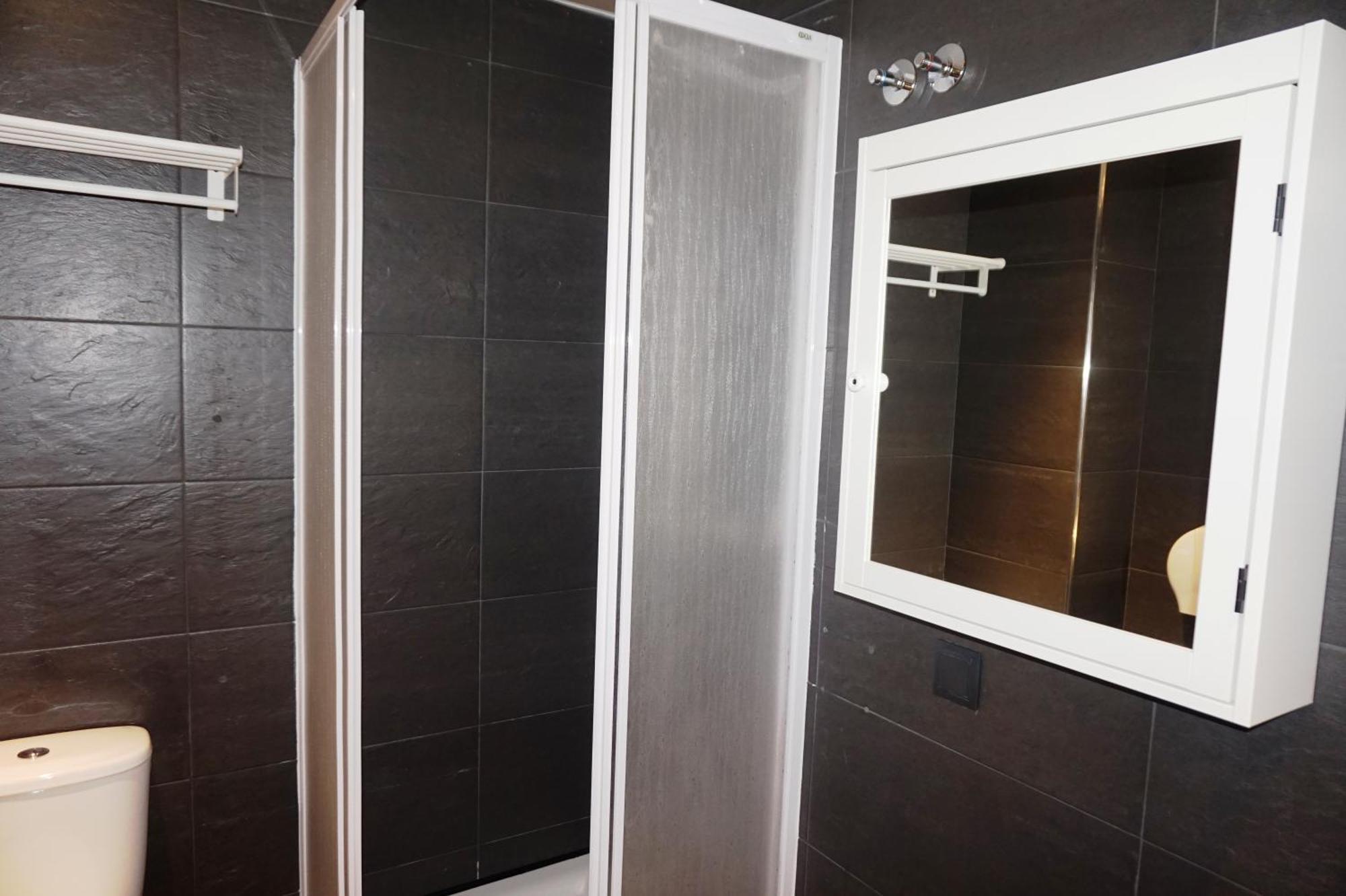 Far Home Atocha Madrid Exterior foto